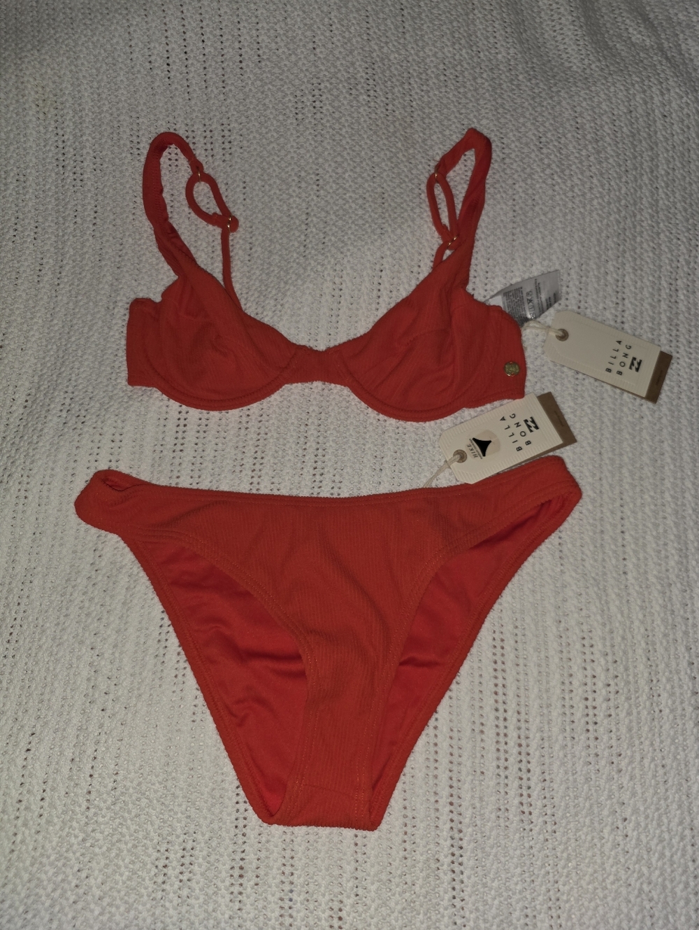 Billabong Red Aloha Underwire Demi Top & Cheeky Hike Bottom